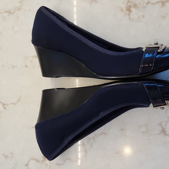 Alfani Step n Flex Navy Cloth Wedge, 2.25 inches, Vegan, 7.5 - Picture 6 of 6